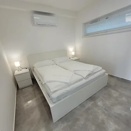 Villapark Apartmanok A-B 3, 4, Apartment *